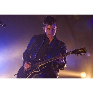 Fotografie Arctic Monkeys in Concert at Mexico, Clasos, 40 × 26.7 cm