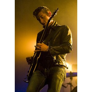Fotografie Arctic Monkeys in Concert at Mexico, Clasos, 26.7 × 40 cm