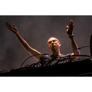 Fotografie The Chemical Brothers Perform In Milan, NurPhoto, 40 × 26.7 cm